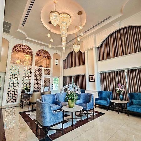 Siri Ratchadamnoen Bangkok Hotel Exterior foto