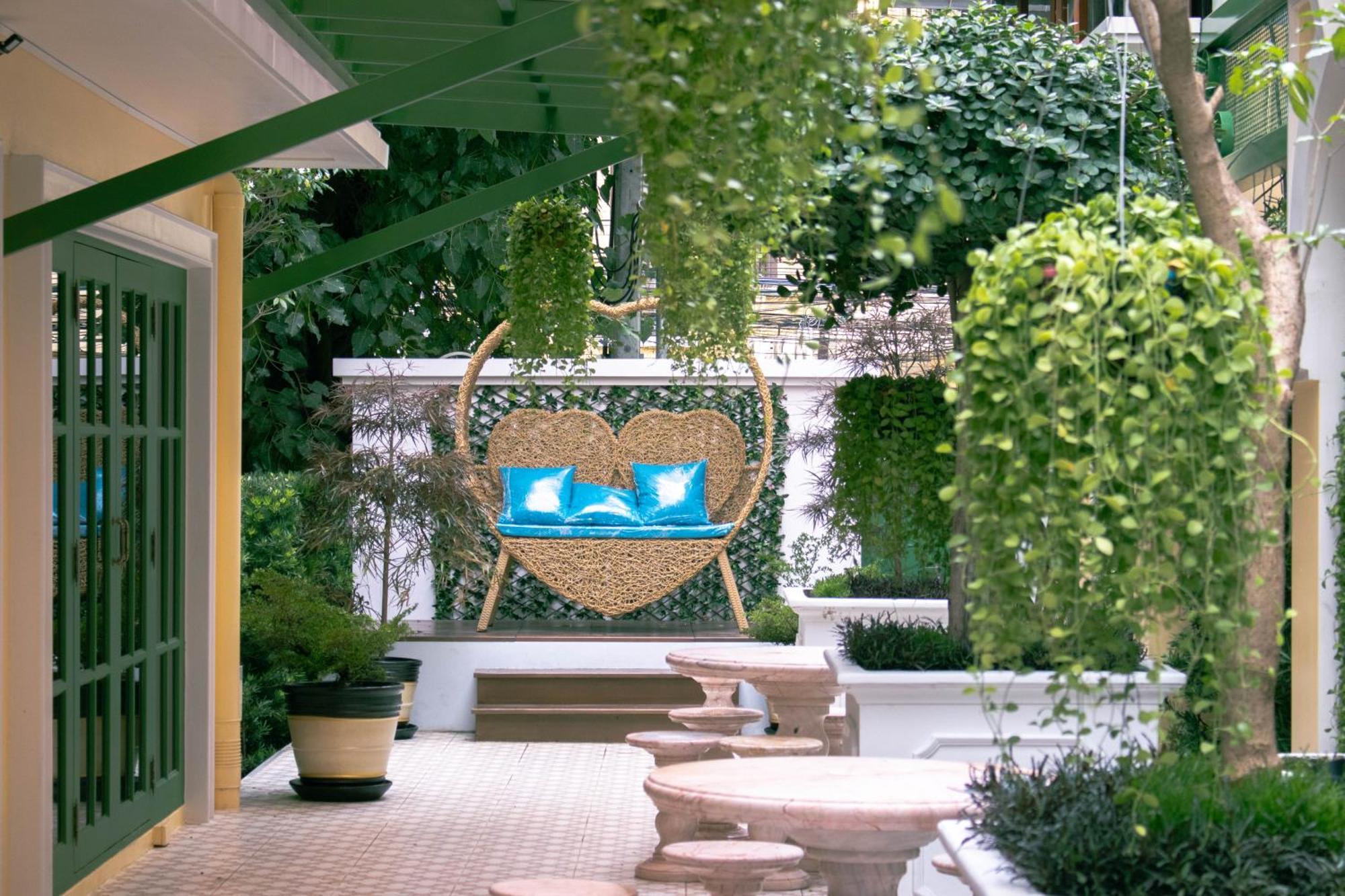 Siri Ratchadamnoen Bangkok Hotel Exterior foto